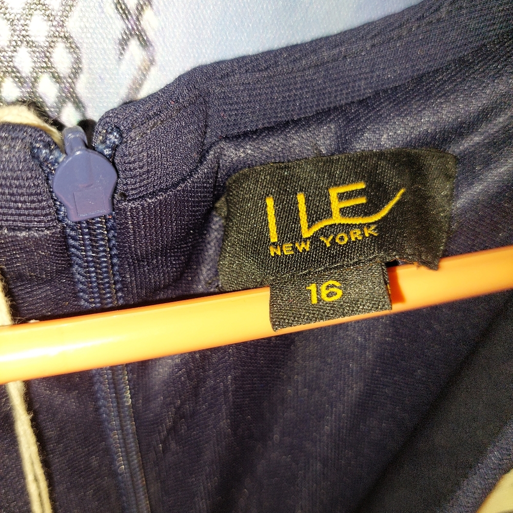 ILE Tank Dress Scallop Designs - Picture 3 of 7